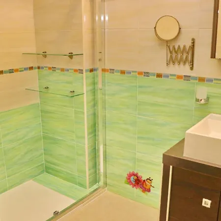 Teresa Planta Baja *